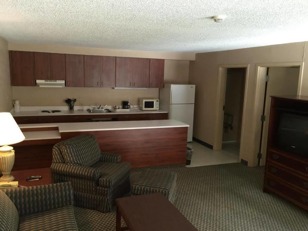 Mayfair Inn Williamston Exteriér fotografie