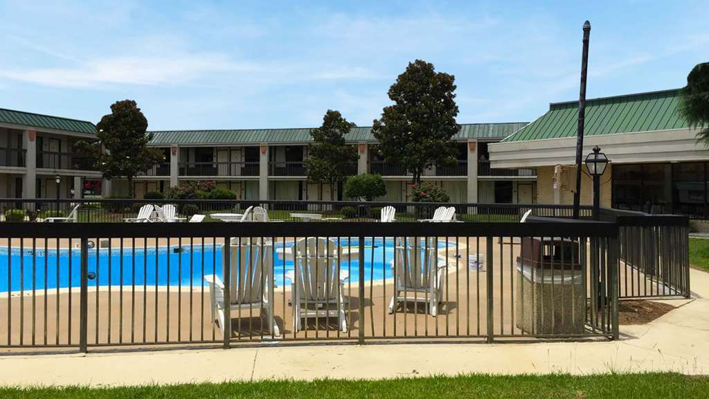 Mayfair Inn Williamston Exteriér fotografie